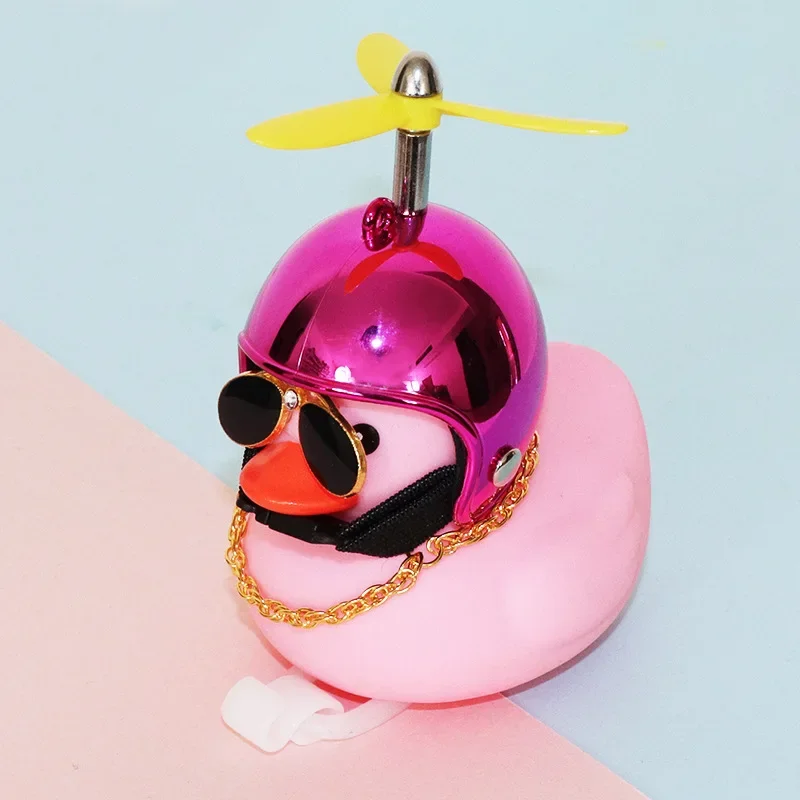 Timbre de bicicleta Daffy Pink Duck con casco, hélice, accesorios de goma para bicicleta, moto MTB, bocina de bicicleta para niños, luz de capitán de pato: Chocolate