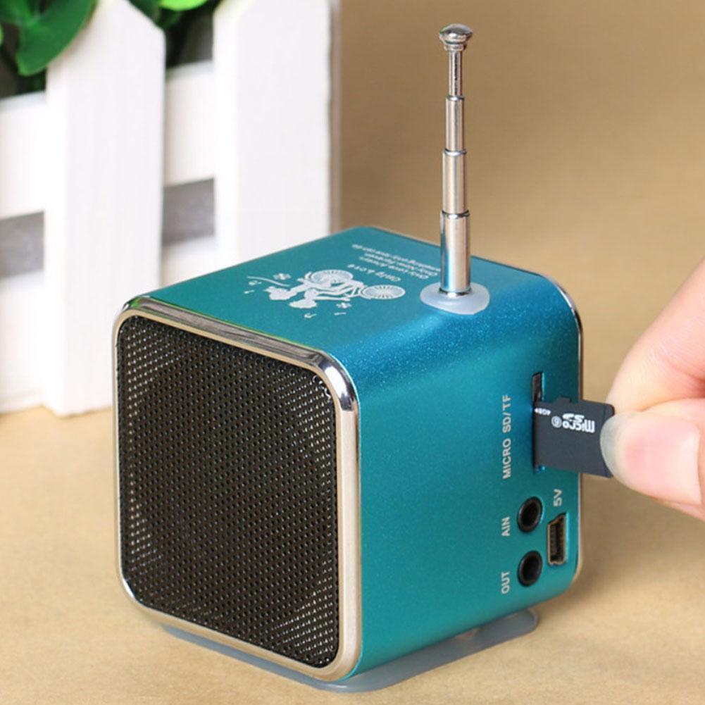 Tragbares mini-td- -v26- digitalradio mit lautsprecher, zweikanal-lautsprecherkarte, stereo-sd/tf-disk, u/micro  n9 x 3