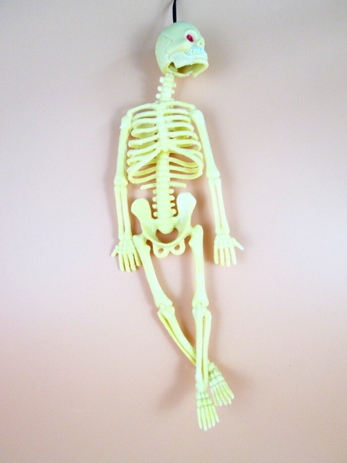 Product Tricky Frightening Human Skeleton Body Bones Model Children Prank Halloween Toys: yellow