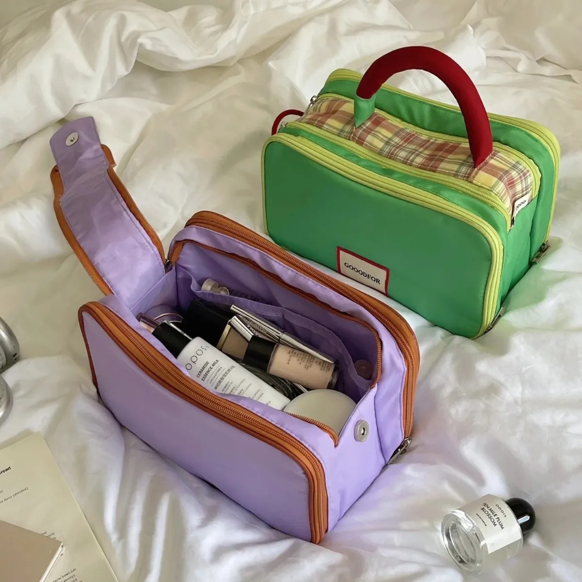 Makeup Bag With High-end Contrast Color Hand-held Makeup Bag Large Capacity Oxford Cloth Toiletry Bag Cosmetic Toiletry Bag