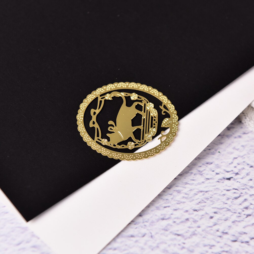 100% brand Cute mini cat metal bookmark office and school supplies