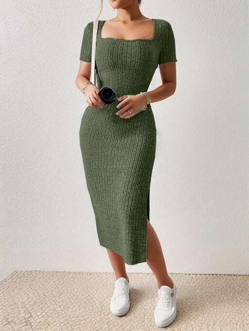 Robe d'été mi-longue à col carré, jupe moulante à la hanche, robe à manches courtes, fendue et polyvalente: S / vert militaire