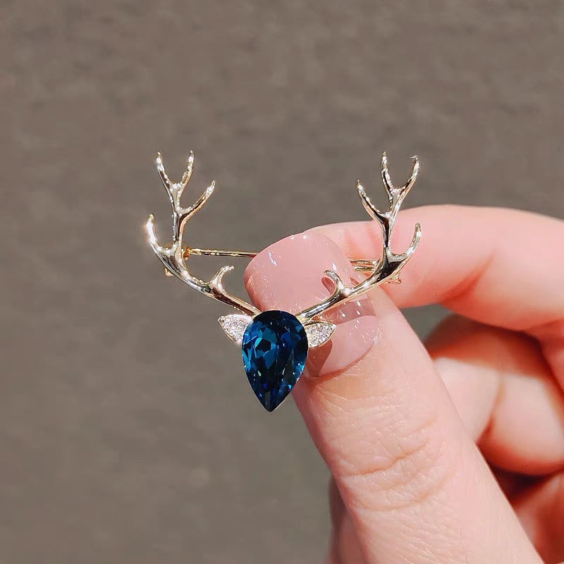 High-End Kerst Herten Dier Broche Crystal Rhinestone Reversspeldjes Luxulry Sieraden Pak Trui Broches Voor Vrouwen Accessoires