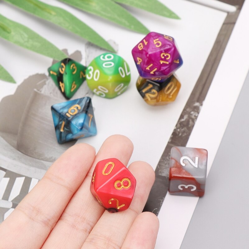 7 stk / sett terninger perler trpg søle  d4-d20 flersidige fargerike