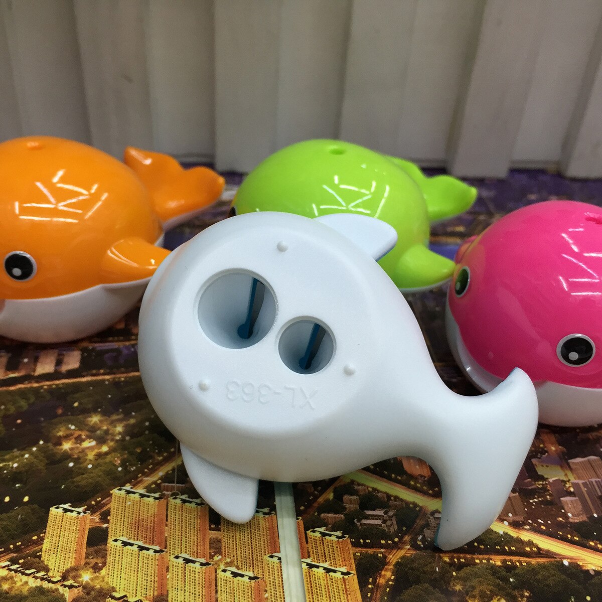 Sacapuntas con forma de ballena para escuela y oficina, sacapuntas de papelería, cortador, suministros, 1 unidad