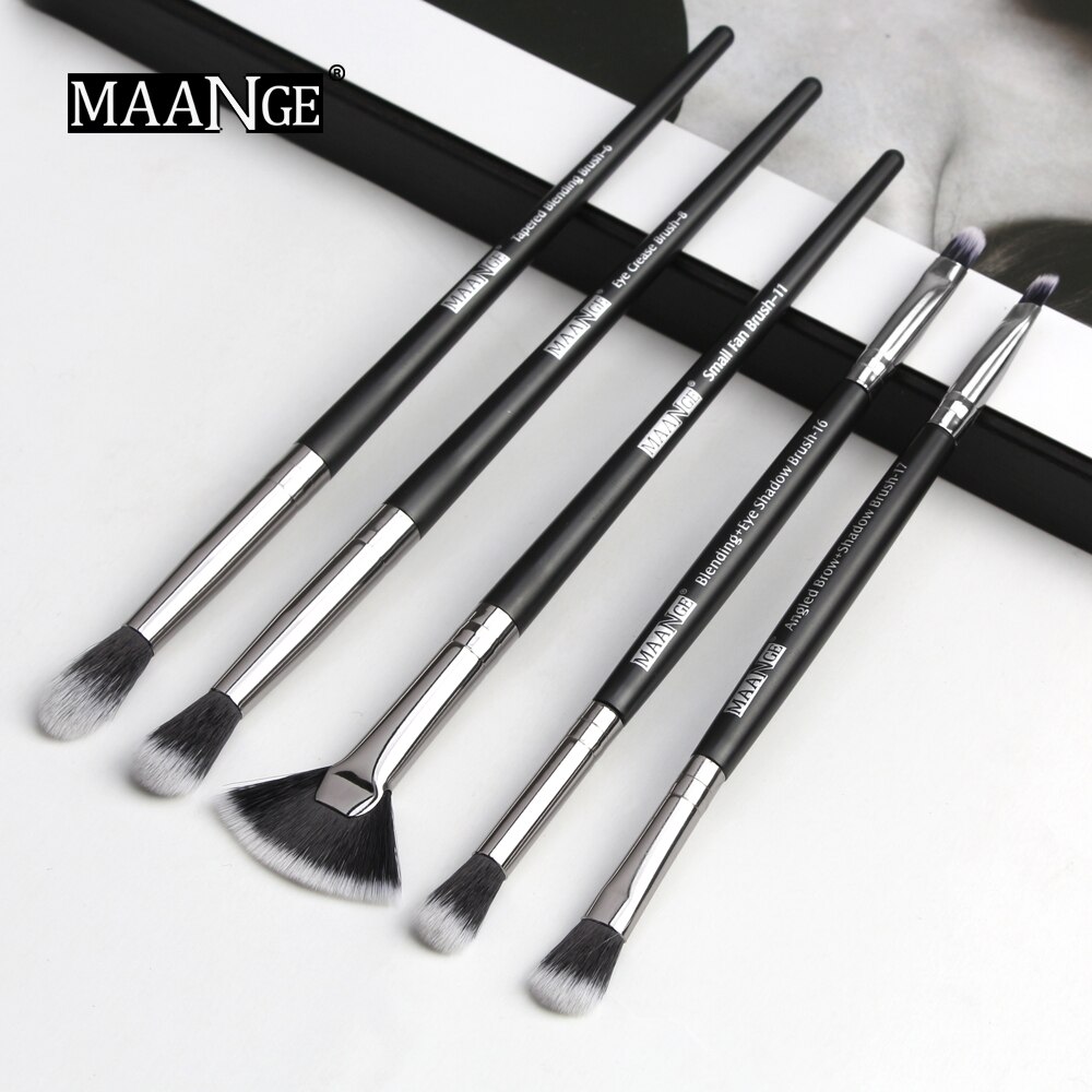 Maange pro 3/5/6 makeup børster sæt øjenskygge blending eyeliner øjenvipper øjenbryn børster til makeup bærbart øjenbørste sæt: 5 stk. grå