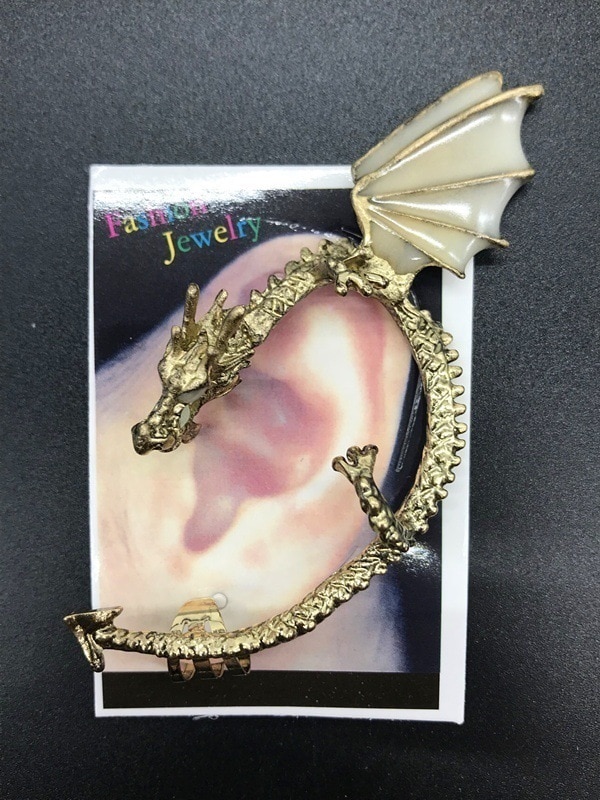 Koreaanse Oorbellen Sieraden Eenvoudige Vrouwen Hollow Oor Clip Zwart Punk Dragon Producten