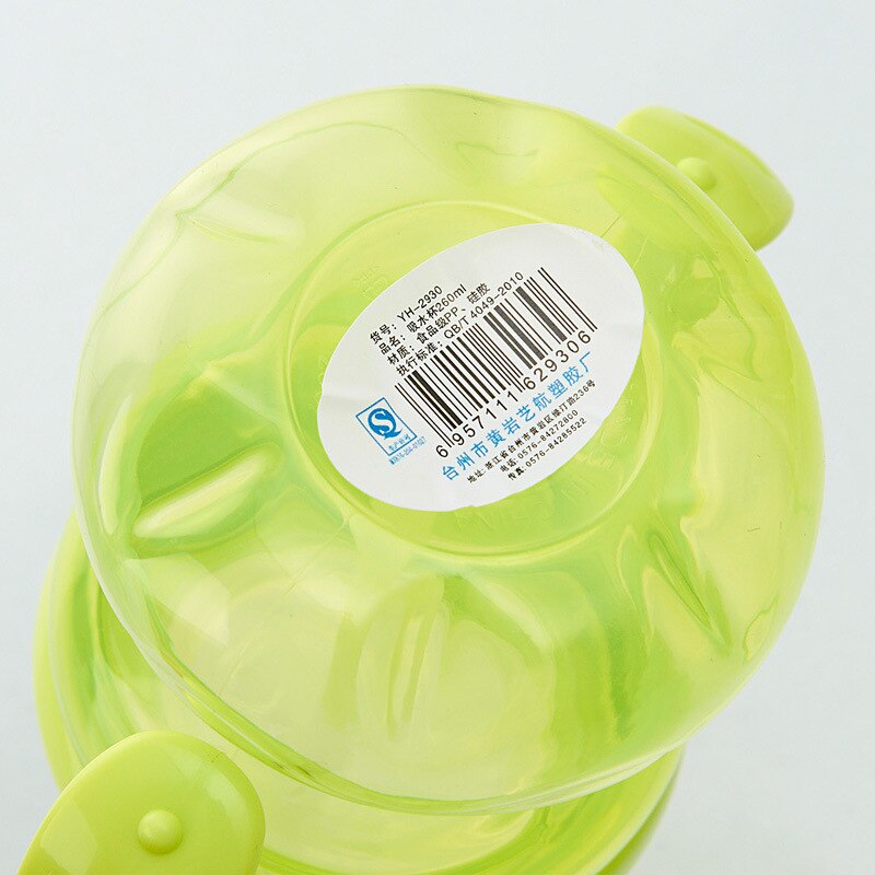 Babymugg barn utomhussportmuggar med handtag läckagesäker sugkopp plastmugg baby learning drickskopp