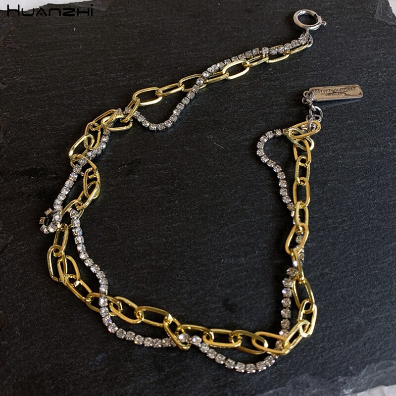 HUANZHI Neue Punk Schlüsselbein Halskette Dicke Kette Hüfte hüpfen mehrschichtig Strass Halsband Halskette für Frauen Mädchen Schmuck