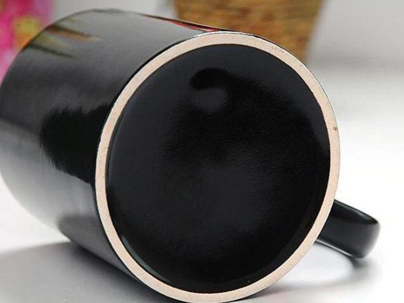 Magische kleurveranderende keramische beker, warmtegevoelige mok, temperatuurveranderende batterijkoffiemok