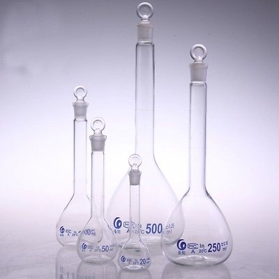 50ml gradueret labrotary glas flydende målekolbe med glaspropp