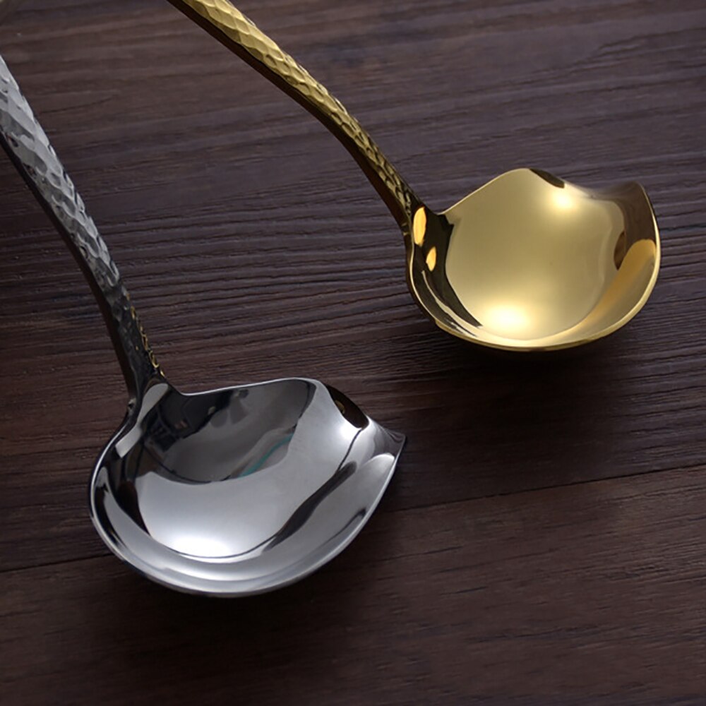 Cuchara de acero inoxidable con boquilla para salsas, cucharón pequeño para sopa, de martillo, accesorios de cocina, cuchara de mesa para olla