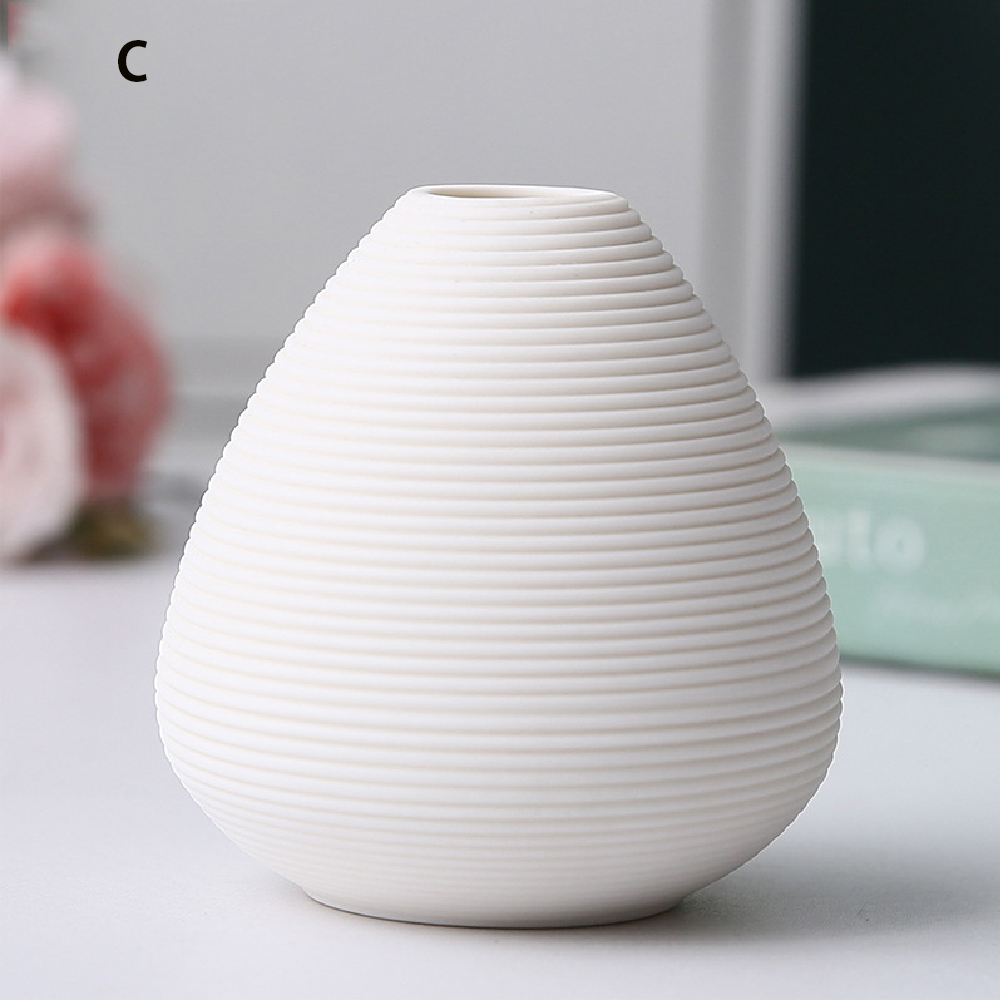 Malé keramické vázy, jednoduché bytové dekorácie, dekorácie do obývačky, kvetináče na suché kvety, ručné práce, hydroponické vázy: Svetlo zelená