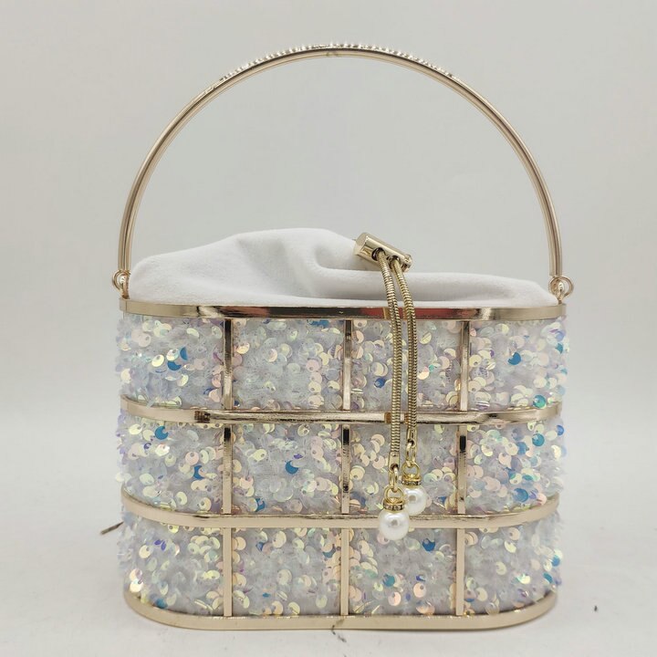 Boutique De Fgg Bling Lovertjes Vrouwen Metalen Emmer Clutch Handtassen Chain Schouder Crossbody Tassen Party Cocktail Avond Purse Bag: MIL1290-WHI