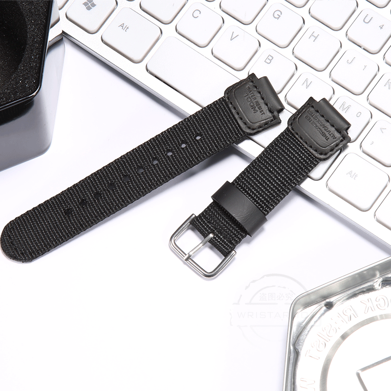 Rubber Strap Suitable For Casio AW591 590 AWG-M100 G-7700 Men Resin Waterproof 16mm Replacement Watctband Accessories: White Black