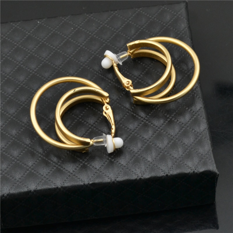 Clipped on the ears Non pierced Earrings for women Small circle Matt Round Jewelry Temperament Ladies Earrings