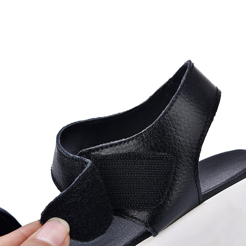 EOFK Summer Fashion damskie sandały na platformie kobieta ze skóry lakierowanej klinowa pętla na co dzień otwarte solidne sandały na płaskim obcasie