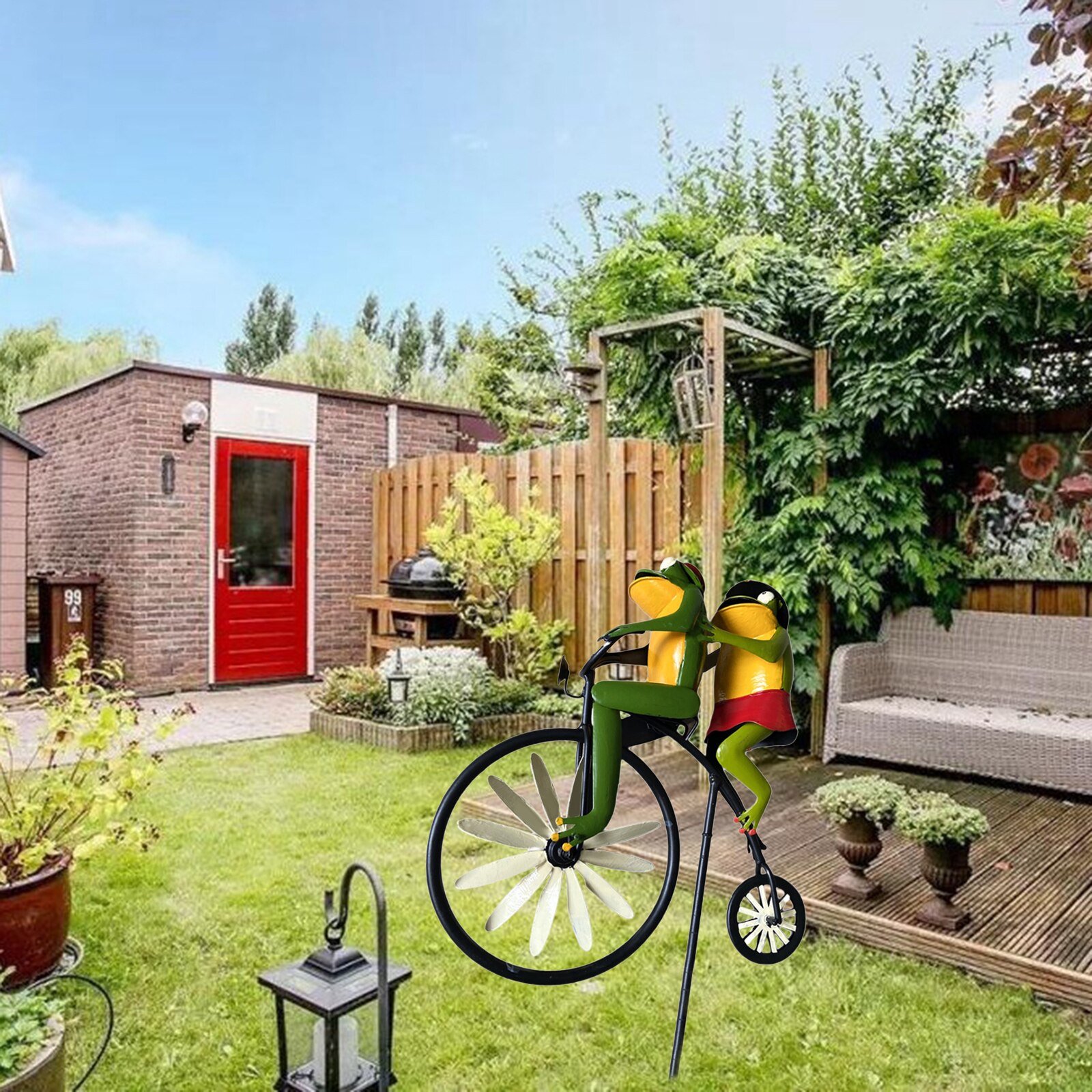 Cute Bike Wind Spinner Metal Frog on Windmill Outdoor Garden Lawn Decor