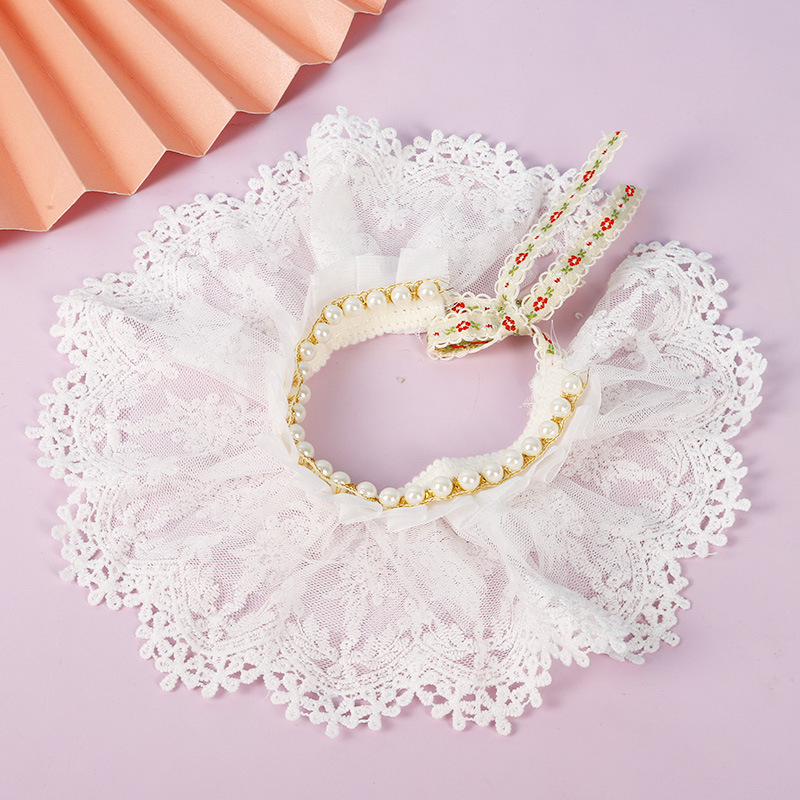 Lusso pizzo cane gatto fazzoletto da collo collare bella collana Pet bavaglino Bandana collari cucciolo gatti cravatta per animali domestici sciarpa festa di nozze: White
