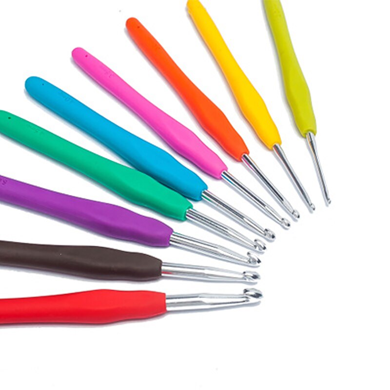 1pc 2-10mm z gumową rączką szydełko haki igły dzianiny plecione wyroby przędzy przyrządy do szycia szydełka szydełka narzędzia do dziania