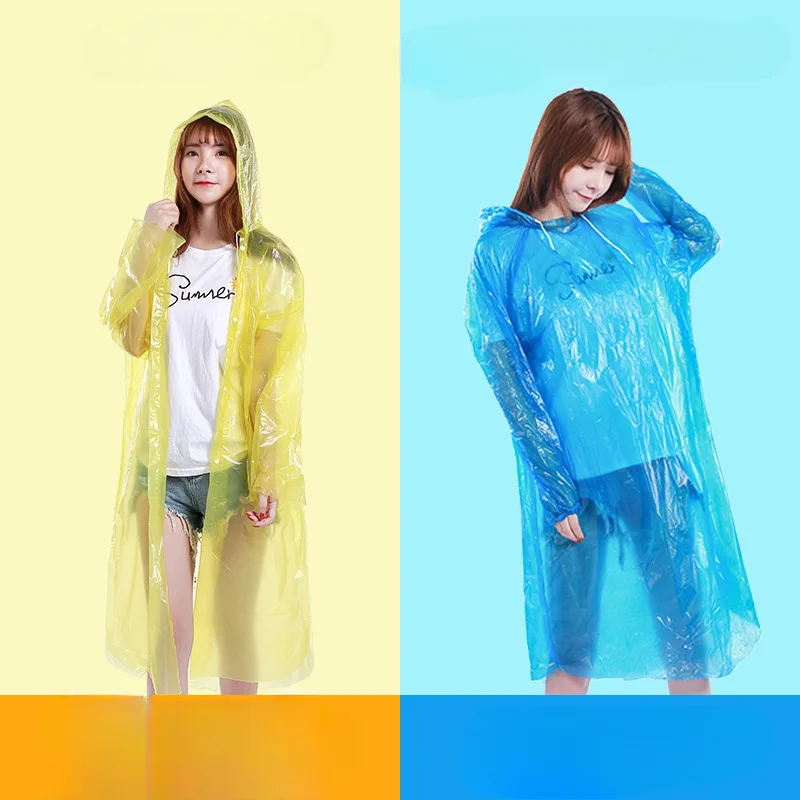 Engangs regnfrakke til voksne med tilfældig farve, poncho til vandreture, camping, hætte, motorcykel, regntøj, beskyttelsesudstyr, regnfrakker