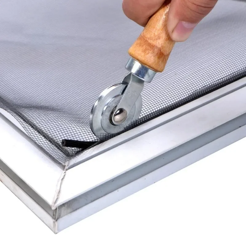 Siebrollwerkzeug zum Einbau von Sichtschutzscheiben für Fenster, Tür, Keil-Rolle mit Holzgriff, Stahlräder, Sieb-Reparatur-Rolle