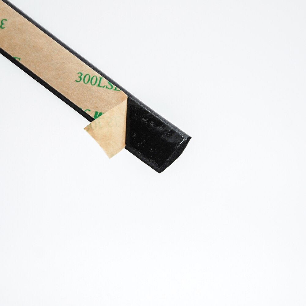 Car sunroof windshield seal strip Car door sealing strip soundproof rainproof front and rear roof water-proof rubber strip