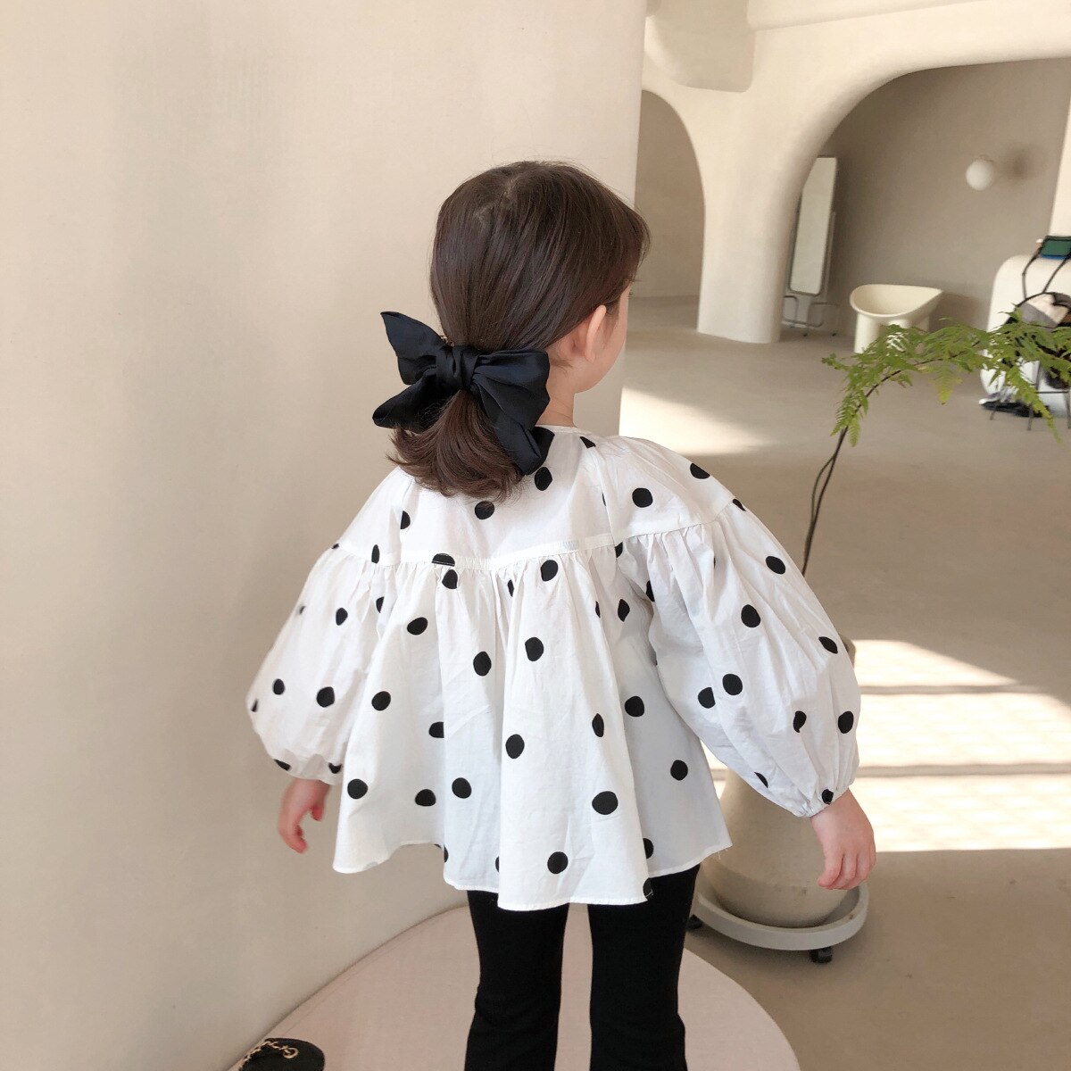 Camicie a pois primaverili per ragazze camicetta di cotone carino abbigliamento per bambini camicia da bambola estiva a maniche lunghe lanterna 2T-6T camicetta Lolita autunnale