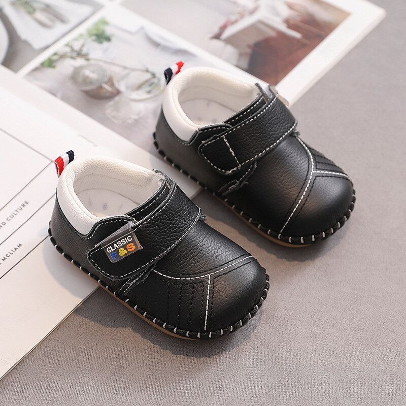 Sandalias para bebés y niñas, zapatos de verano con flores, sandalias huecas de cuero suave, zapatos bonitos para niños de 0 a 2 años: Negro / 19(inner 13.5 CM)