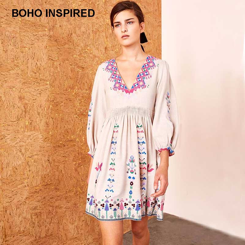 Boho inspirerad blommig folkloristisk broderad mini boho klänning 3/4 ärmar sommarklänning virkad v ringklänning kvinnliga vestidos