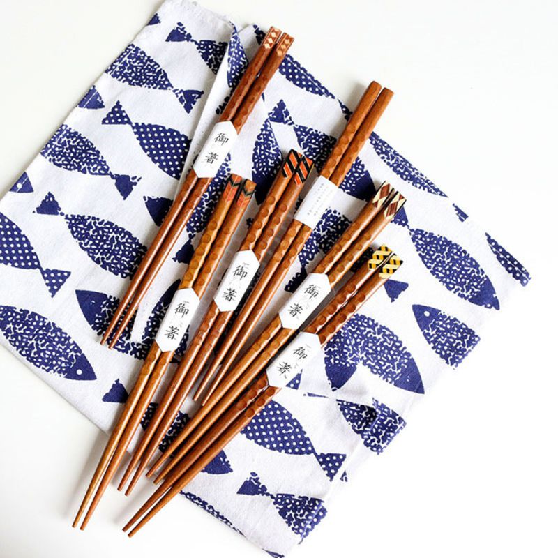 1 Pair Of Tortoise Shell Chopsticks