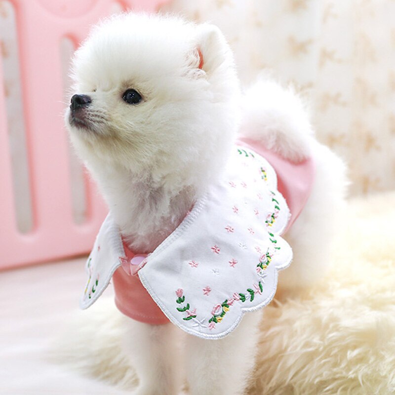 Schattige roze shirts voor meisjes, honden en katten, puppykleding, lotusbladhalsband, t-shirt voor kleine, middelgrote en grote honden, teddybeer en chihuahua