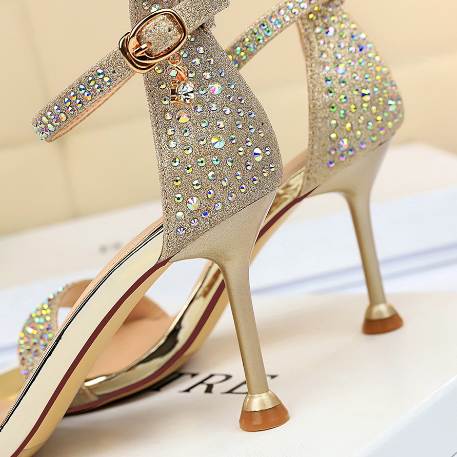 Sandalias de verano para mujer, tacones altos de 8,5 cm, tacones medios de cristal con diamantes de imitación, sandalias con tiras en el tobillo, zapatos dorados para y evento de boda