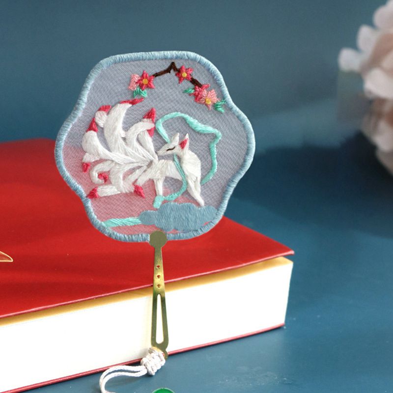 Classical Self-embroidered Bookmark Material Package Embroidery Kit Embroidery Handmade DIY Material Package Antique Bookmark