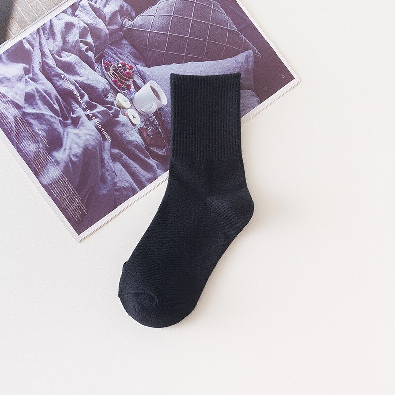 Japanse retro zwart witte koe in de buis persoonlijkheid all-match sportsokken ijs strepen casual trendy damessokken: 7
