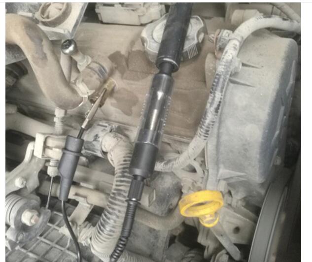 car spark plug voltage