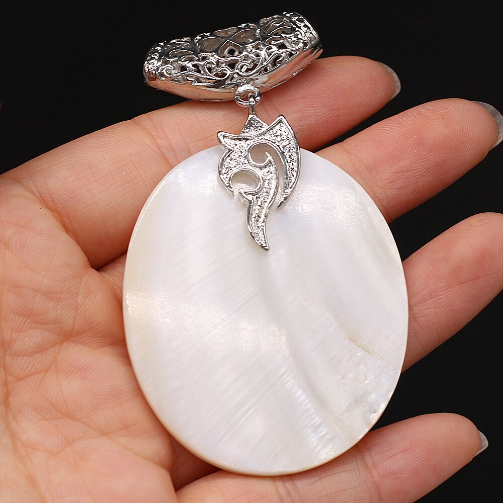 Natural Sliver Color Mother of Pearl Shell Pendant Big Round Sea shell Charm Pendant for Jewelry Making Necklace Supplies: G 50x40mm