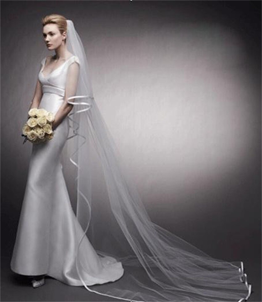 Nuoxifang Goedkope Wit/Ivoor Bruiloft Lange Sluier 3 Meter Bruiloft Sluier Bridal Veils Mesh Veils Voor Bruid Met Kam