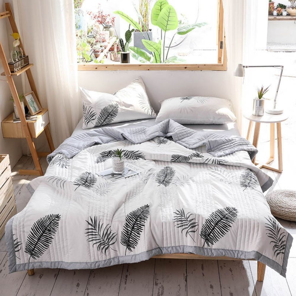ADOREHOUSE Summer Quilt Air Condition Comforter Thin Double-Sided Print Bedspread Washable Comforter Breathable Quilt Blanket