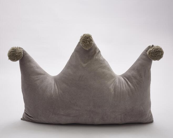 Newborn Baby Crib Bumpers cuddle pillow Mountain Safety Protection Pillows decoration Removable YZL033: YZL033B