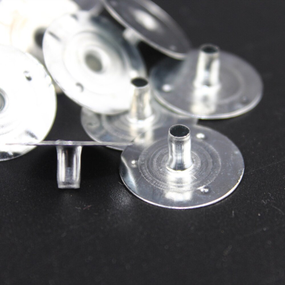 1 rol kaarsenmaakmateriaal, 61 meter gevlochten lont met 300 lipjes voor het maken van kaarsen