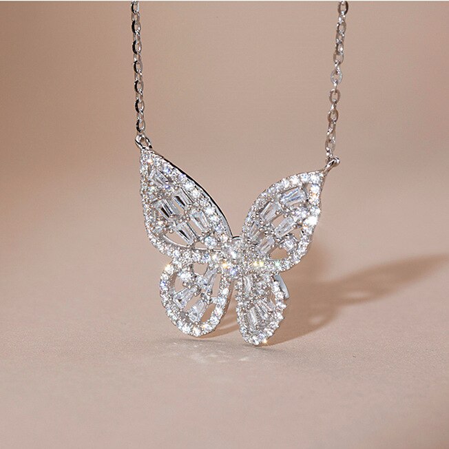 glänzend Seite Neue Zubehör Kristall Schmetterling Anhänger & halsketten für Frauen Elegante Zirkonia Kette Halsband Halsketten: 1