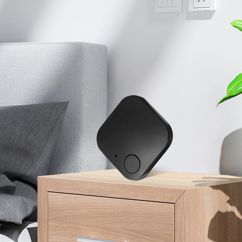 Black square tracker, locator, Bluetooth tracker, two-way anti-lost device, compact and portable, multiple application scenarios