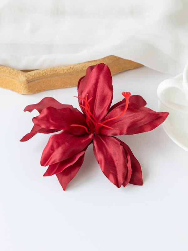 Artificial Flowers Silk Lily Festival Party Home Outdoor Garden Wedding Bridal Bouquets Room Decor DIY Box Garland Hotsale: Red