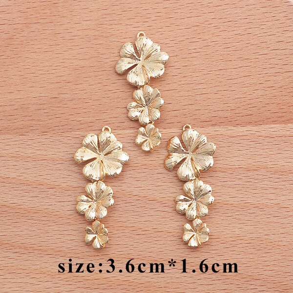 Gufeather  m336, smykketilbehør ,18k guldbelagte ,0.3 mikron, gør-det-selv-vedhæng, blomsterform, gør-det-selv øreringe, smykkefremstilling ,10 stk/parti: M33616