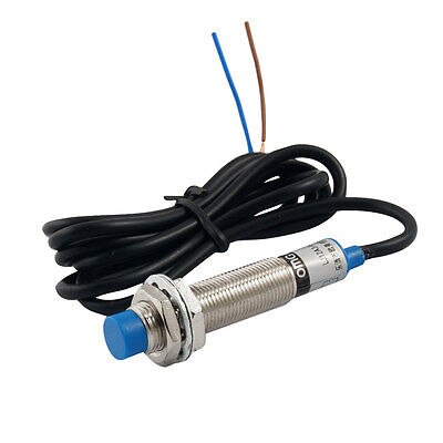 Lot De 2 Détecteurs Inductifs Tubulaires Cutler Hammer Eaton E57SAL12A4SA (12mm)