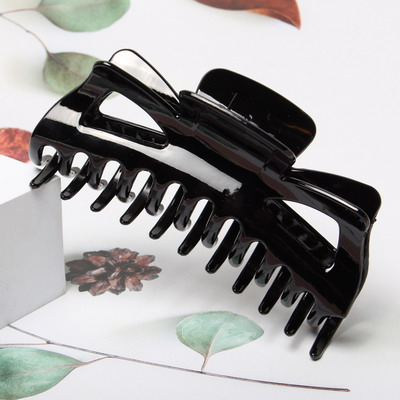 5.5inch Big Hair Claw Clip Large Plastic Hairpin Tortoiseshell Hair Clamps Crab Clips for Women Girls Hair Accessories: black