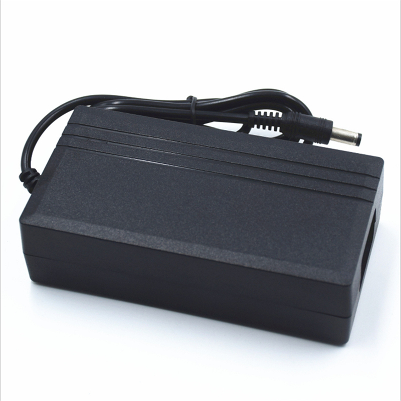 100-240 vac tuloa  ,36v 3a 108w virtalähdettä ,5.5*2.5 ,5.5*2.1 porttia ce fcc muuntaja, led virtalähde au/us/eu/uk pistokkeella