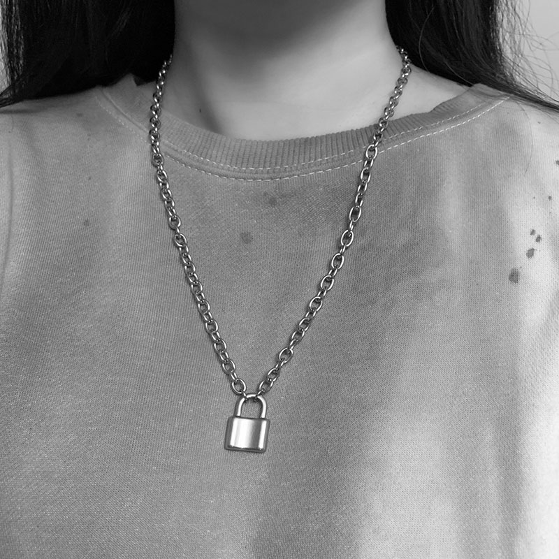 Rock Lock Choker Silver Long Chain Necklace on The Neck with Lock Punk Jewelry Mujer Key Padlock Pendant Necklace for Women