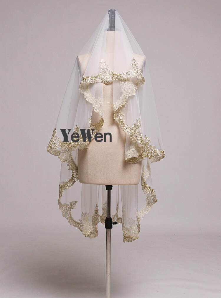 Luxe Bruiloft Sluiers 1.5M Mantilla Kant Goud Applique Bruiloft Accessoires Een Layer Waltz Lengte Tule Bruidssluier Real Afbeelding: Ivory